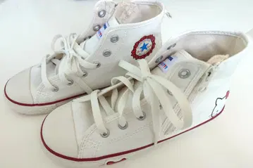 CHILD ALL STAR N HELLO KITTY Z HI