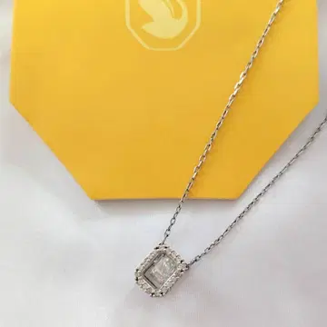 SWAROVSKI*스와로브스키 댄싱스톤 목걸이 주얼리