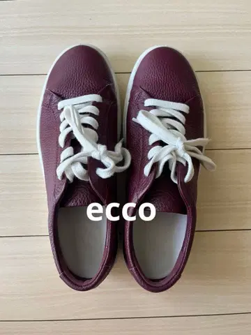 ecco 가죽 스니커즈 보르도 38 사이즈