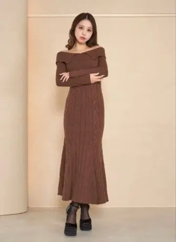Darich 오프숄더 롱 니트 원피스