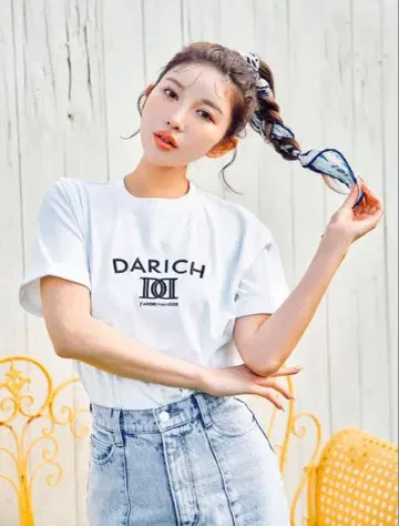Darich DD 로고 자수 T셔츠 화이트