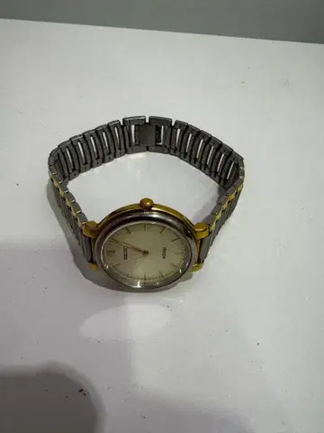 SEIKO AVENUE 손목시계 본체