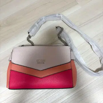 GUESS 백