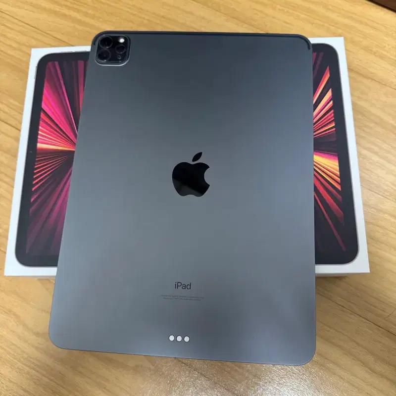 S급 네고가능 아이패드 프로 M1 11인치 256GB 스페이스그레이