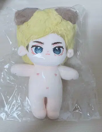 진격의 거인 엘빈 옷 갈아입기 봉제 인형 20cm