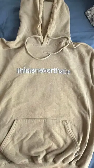 thisisneverthat 후드티 네바자