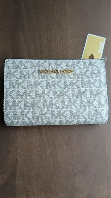 미사용 MICHAEL KORS 접이식 지갑 화이트