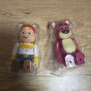베어브릭 토이스토리 제시 로쏘