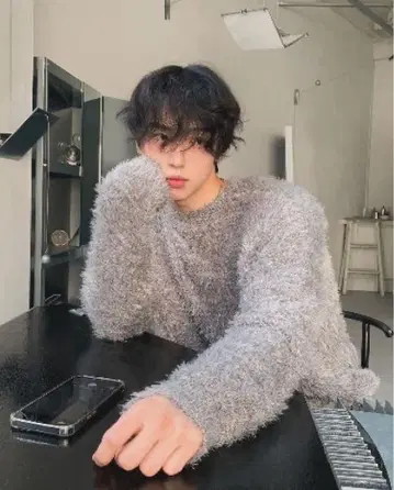 2plan 샤기 니트 크루넥 그레이