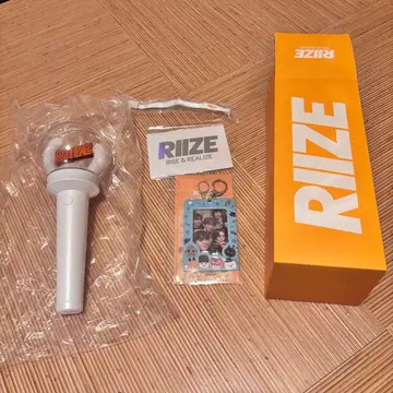 RIIZE 응원봉 트레이딩 카드&케이스 포함