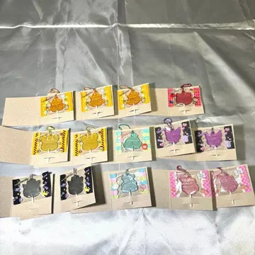 산리오 캐릭터즈 캔디 참즈 구미 단품 380엔
