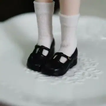 브라이스 아이시돌 신발
