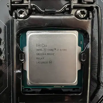인텔 i7-4790K + 에즈락 Z97 Extreme6 메인보드 세트 | 브랜드 중고