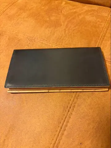 Genuine Cordovan 장지갑 블랙