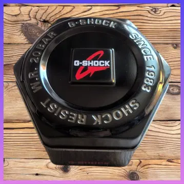 CASIO G-SHOCK 본체 육각형 캔 케이스 포함