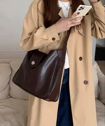 Dita Muaj. 빈티지 플랩 숄더백 브라운