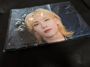 SEVENTEEN BIG PHOTO TOWEL JEONGHAN