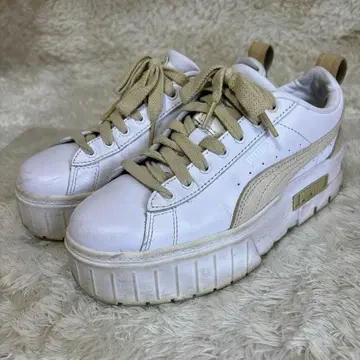 PUMA 통굽 스니커즈 화이트 베이지
