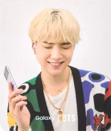 BTS SUGA SAMSUNG Galaxy Flip 하라주쿠