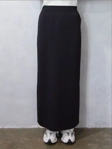 huitieme nid 타이트 스커트 블랙
