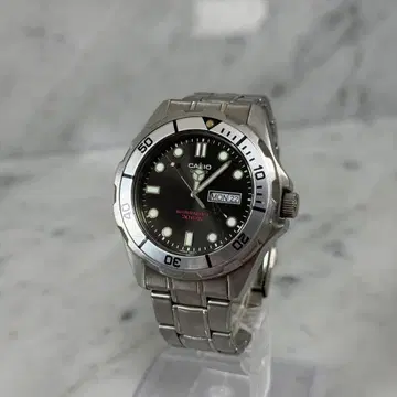 CASIO 카시오 EDIFICE EF-200 쿼츠 손목시계 본체 은색