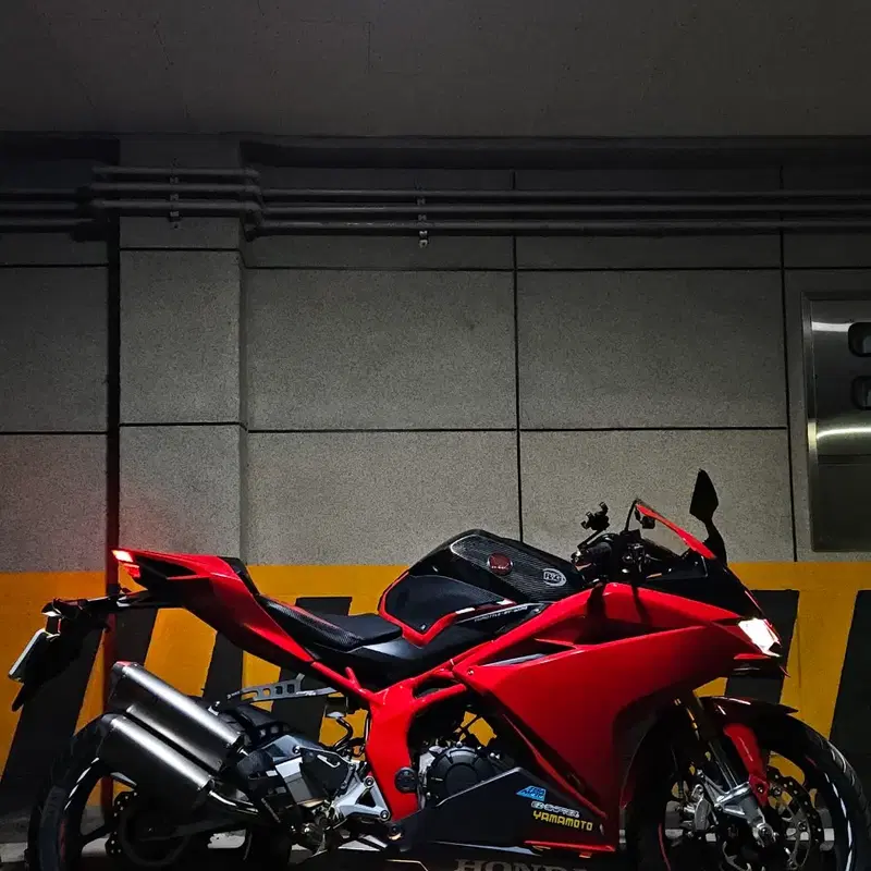혼다 cbr250rr 레드 팝니다 cbr650r cbr500r r3 닌자