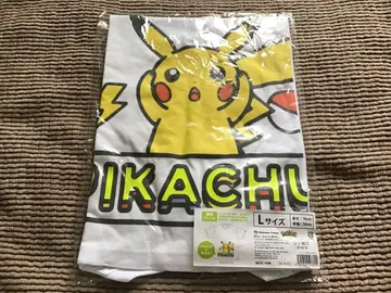 포켓몬 센터 한정판 축광 프린트 T셔츠 PIKACHU White L사이즈