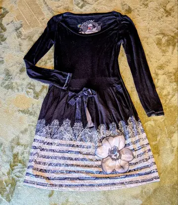 Desigual 긴팔 원피스 꽃무늬 스트라이프 블랙 (새상품급)