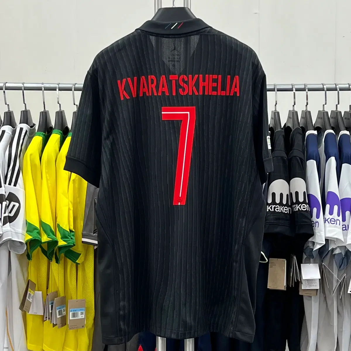 25/26 PSG Paris Saint-Germain Home No 7 Khvicha Kvaratskhelia
