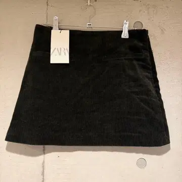 ZARA 스커트