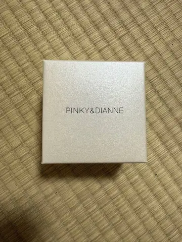 PINKY&DIANNE 목걸이 블루 토파즈 10금 화이트 골드