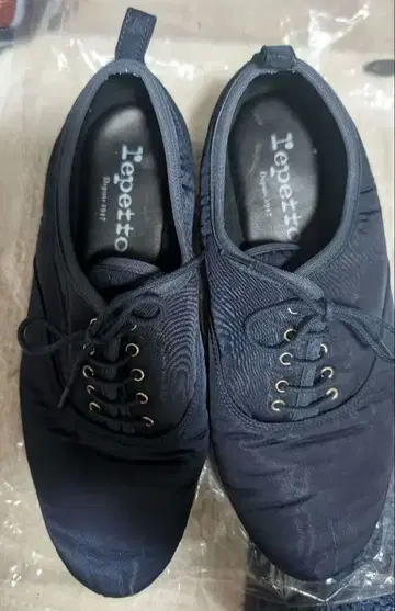 Repetto 레이스업 플랫슈즈 네이비 38