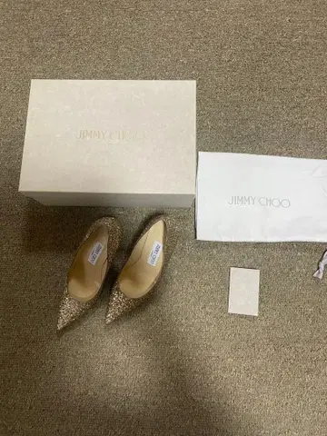 [새상품급] JIMMY CHOO 글리터 펌프스 34.5 골드 21.5