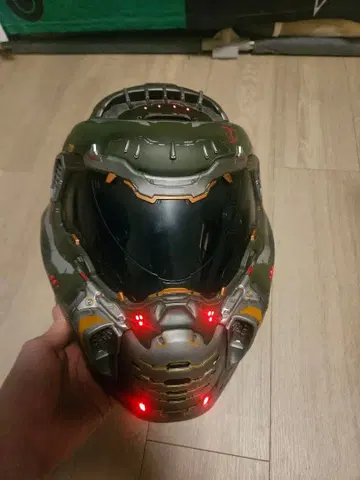 DOOM Eternal Slayer 헬멧 컬렉터즈 에디션