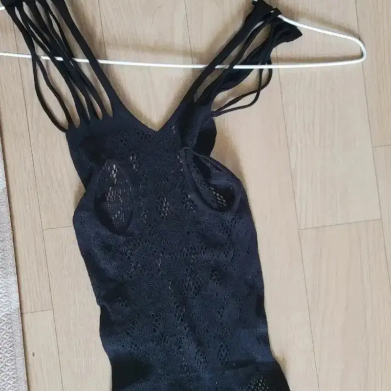 블랙 컷아웃 전신 스타킹