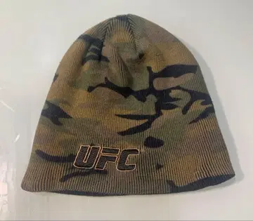 UFC 니트 비니 카모플라쥬 패턴 모델 [구하기 어려운 일품]
