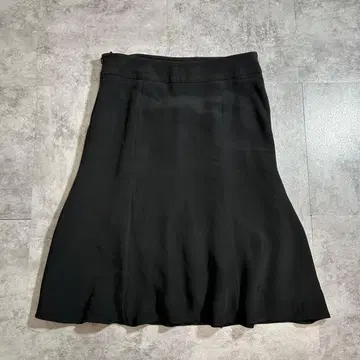 아르마니 꼴레지오니 실크 혼방 플레어 스커트 블랙 40