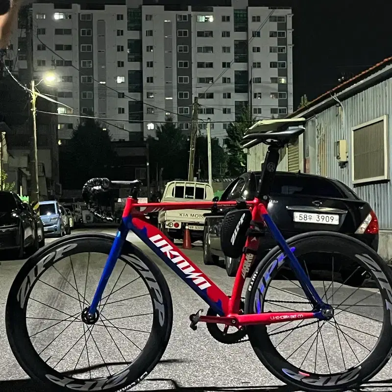 언노운 샤크 판매 or 대차합니다