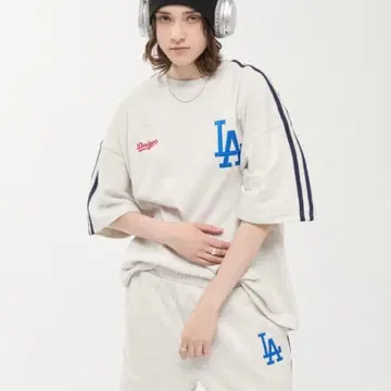 MLB/셋업 빅 실루엣 반팔 풀오버 맨투맨 & 숏팬츠