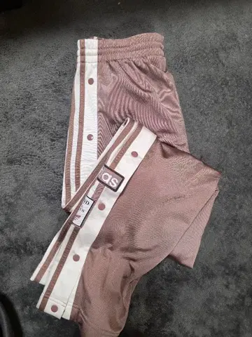 adidas 아디블레이크