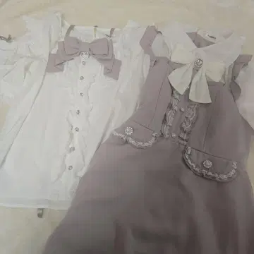 NOEMIE 노에미 셋업 하트 참 리본 초커 넥 블라우스