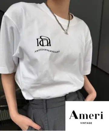 [Ameri] SIDE EMBROIDERY OVER LOGO TEE