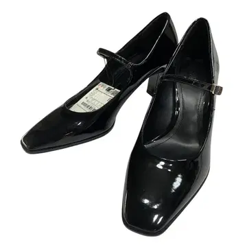 ZARA 스트랩 펌프스 35
