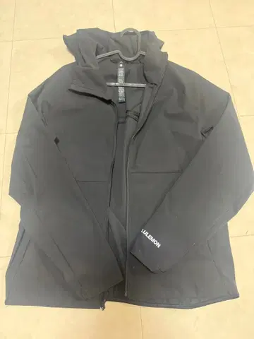 룰루레몬 피스 브레이커 xs 셋업