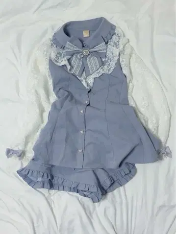 양산형 레이스 절개 블라우스 숏팬츠 셋업 블루