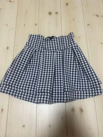미셸 마카롱 슬림 레그 스커트 상의