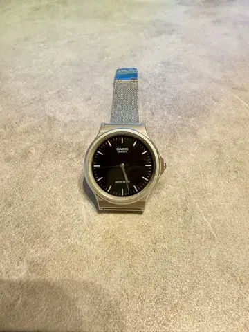 CASIO QUARTZ 손목시계 메쉬 벨트 블랙 다이얼