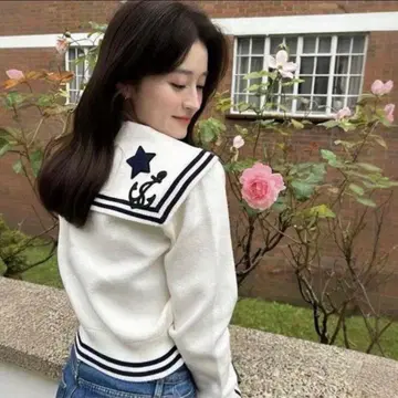 Bibiy B. 세일러 니트