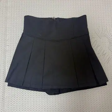 슬림 레그 플리츠 치마바지 미셸 마카롱