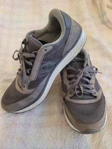 Saucony EVERUN 스니커즈 그레이 남성용 27cm JAZZ